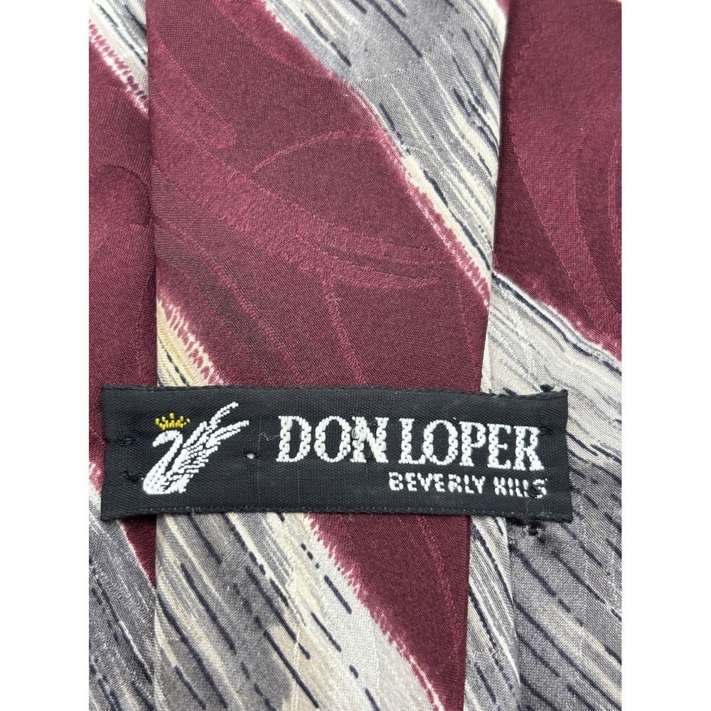 Don Loper Beverly Hills 100% Italian Silk Abstract Burgundy Gray Men's Tie - Picture 2 of 5